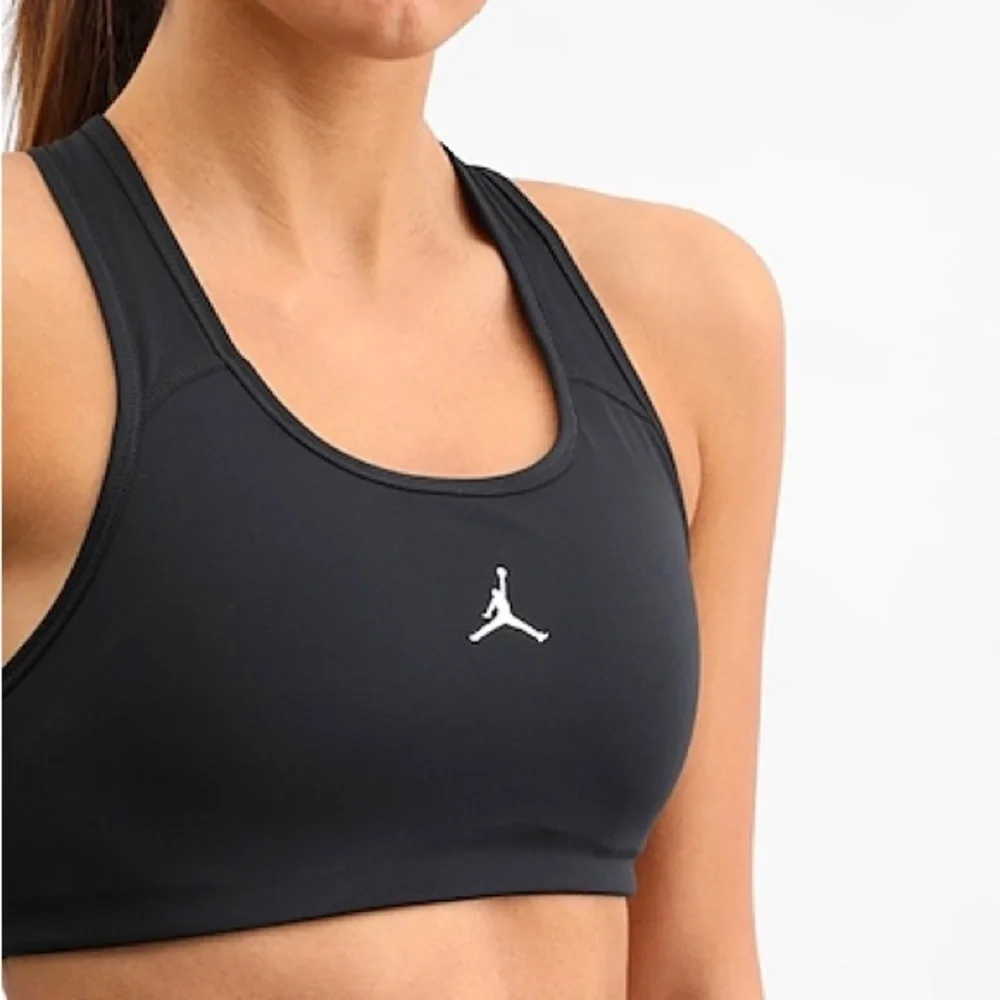 NWOT Nike JORDAN JUMPMAN BRA woman’s size XS